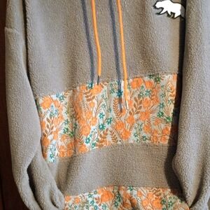 GRASSROOTS CALIFORNIA Women's Grey Sherpa A D Floral Interchangeable Velcro Bear